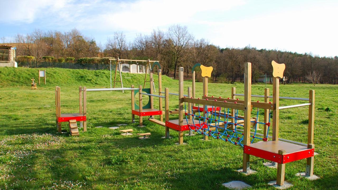 Naturiste Tikayan Petit Arlane Valensole
