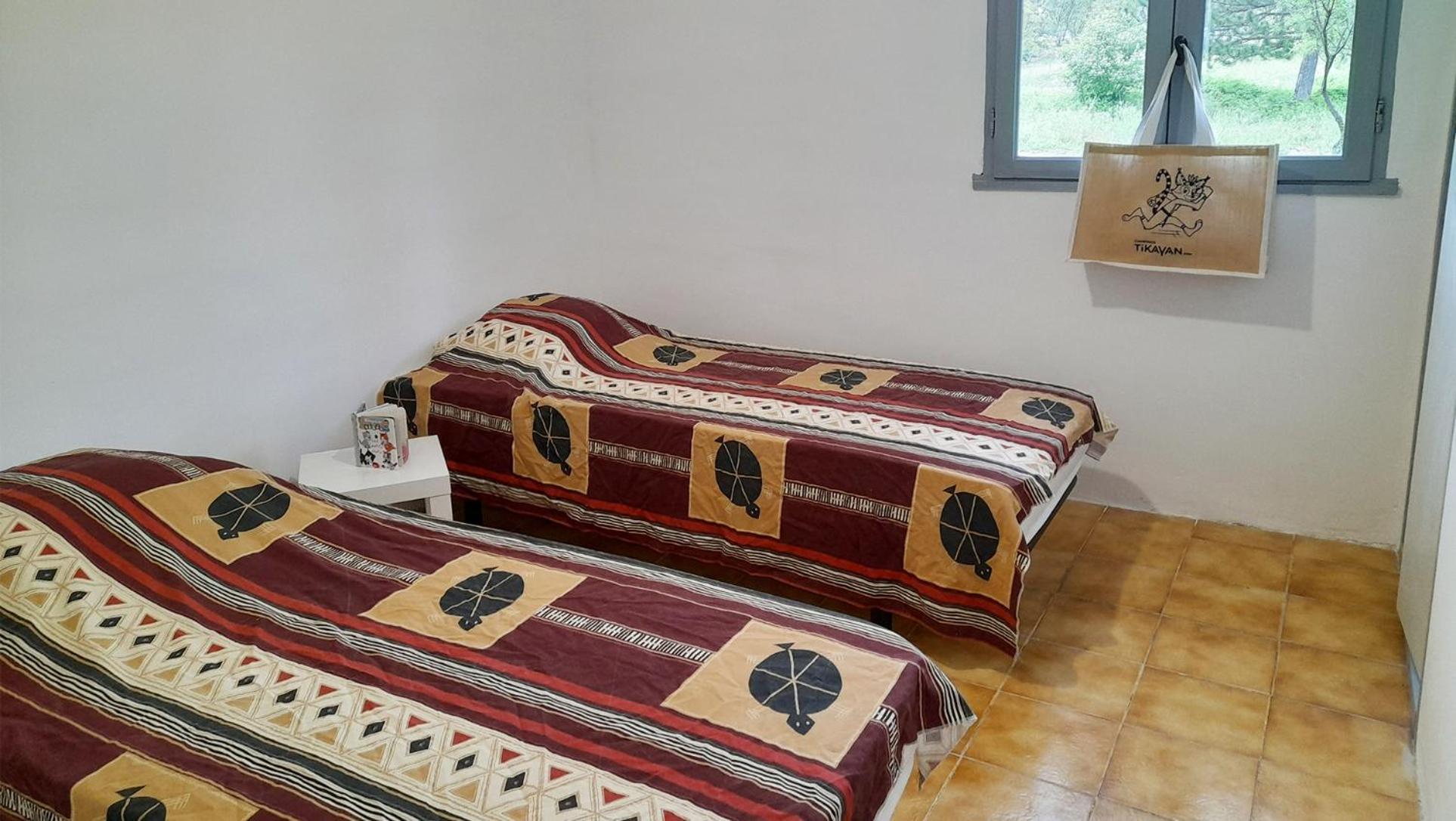 Naturiste Tikayan Petit Arlane Valensole